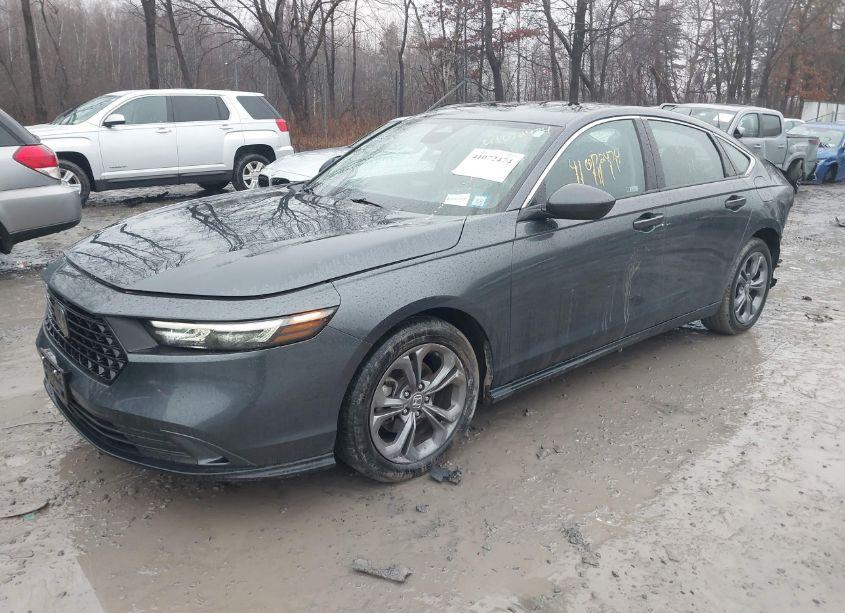 Photo 2 of 2023 Honda Accord EX (VIN 1HGCY1F36PA033636)