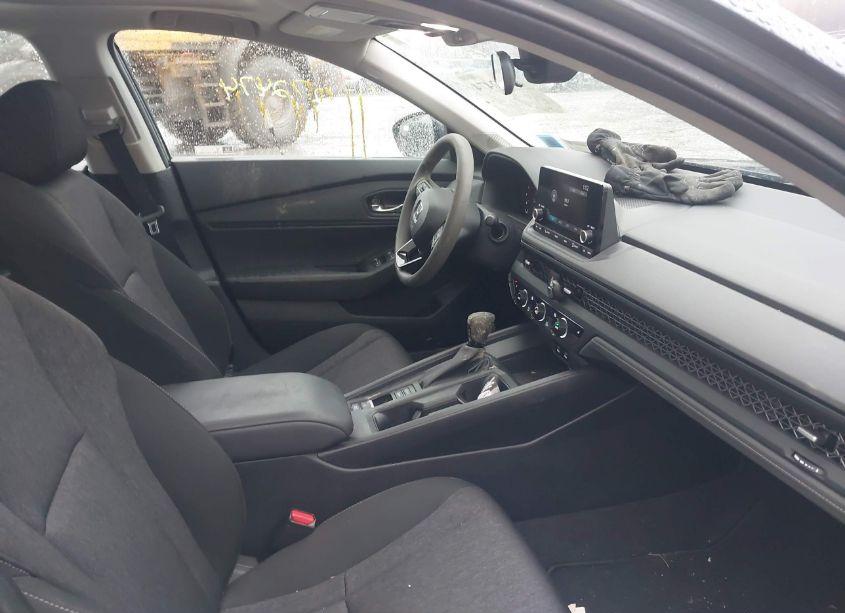 Photo 5 of 2023 Honda Accord EX (VIN 1HGCY1F36PA033636)