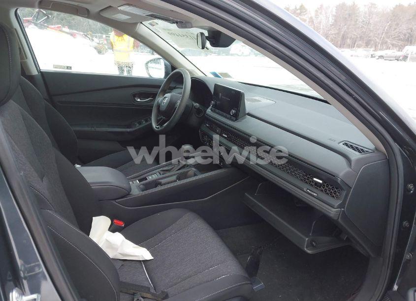 Photo 5 of 2023 Honda Accord EX (VIN 1HGCY1F36PA052848)