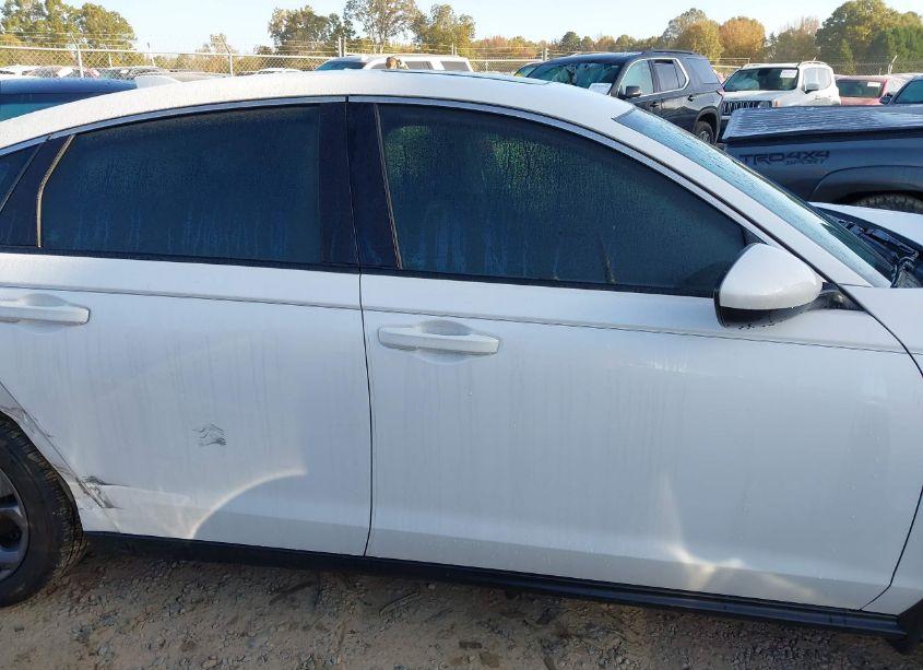 Photo 13 of 2024 Honda Accord EX (VIN 1HGCY1F36RA002213)