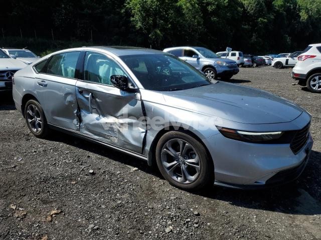 Photo 4 of 2024 HONDA ACCORD EX N/A (VIN 1HGCY1F36RA006505)