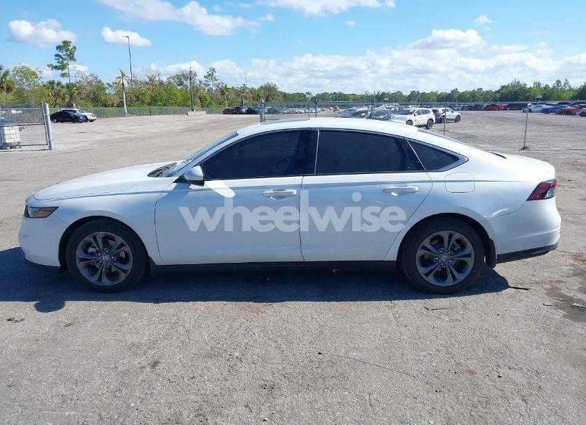 Photo 14 of 2024 Honda Accord EX (VIN 1HGCY1F36RA061374)