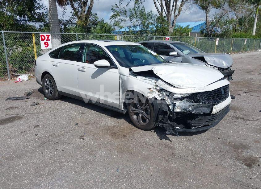 2024 Honda Accord EX (VIN 1HGCY1F36RA067076) main photo