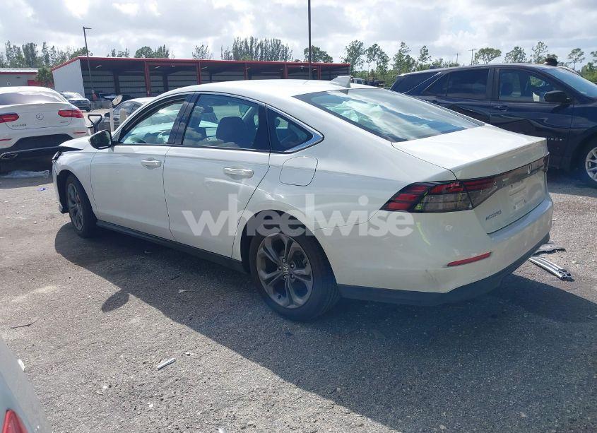 Photo 3 of 2024 Honda Accord EX (VIN 1HGCY1F36RA067076)