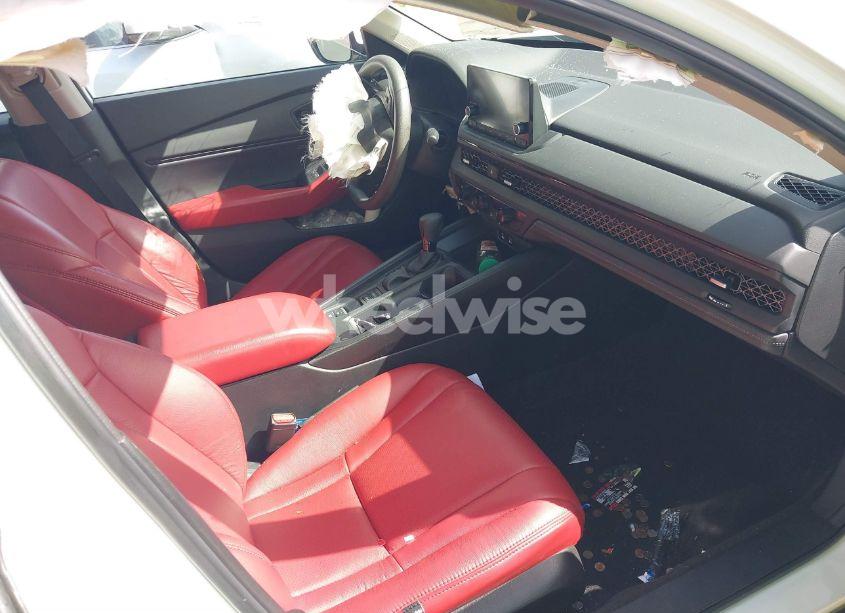 Photo 5 of 2024 Honda Accord EX (VIN 1HGCY1F36RA067076)