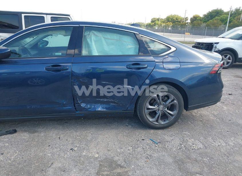Photo 6 of 2023 Honda Accord EX (VIN 1HGCY1F37PA005442)