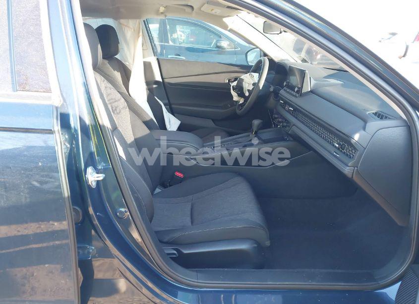 Photo 5 of 2024 Honda Accord EX (VIN 1HGCY1F37RA002480)