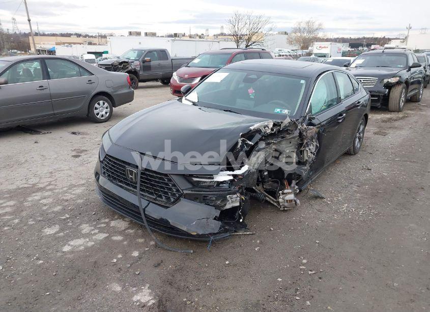 Photo 2 of 2024 Honda Accord EX (VIN 1HGCY1F37RA020834)