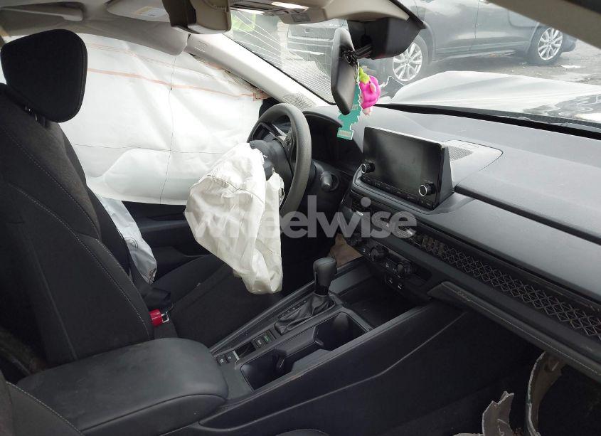 Photo 5 of 2024 Honda Accord EX (VIN 1HGCY1F37RA020834)