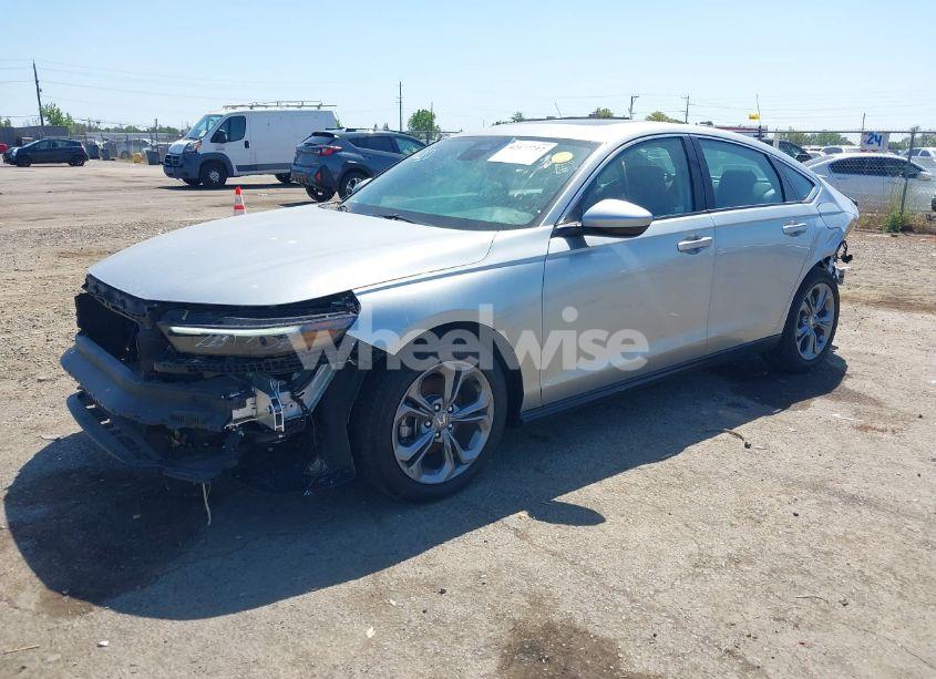 Photo 2 of 2024 Honda Accord EX (VIN 1HGCY1F37RA036581)