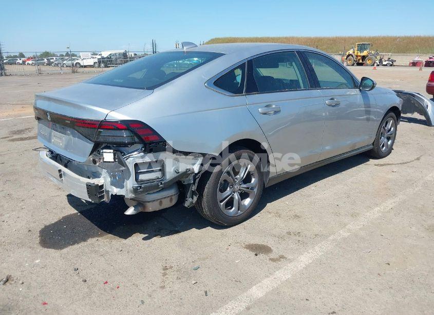 Photo 4 of 2024 Honda Accord EX (VIN 1HGCY1F37RA036581)