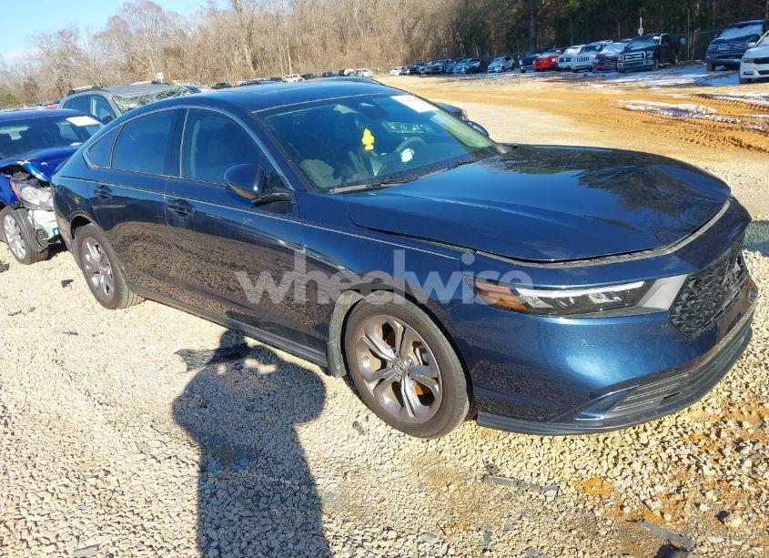 2024 Honda Accord EX (VIN 1HGCY1F37RA042185) main photo