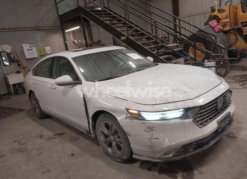 2024 Honda Accord EX (VIN 1HGCY1F37RA046480) main photo