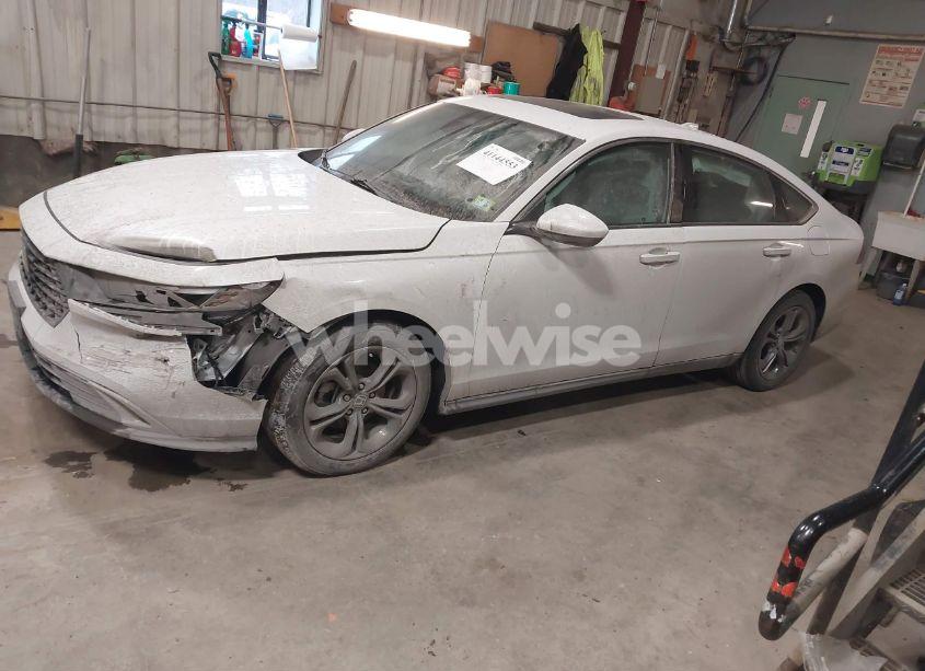 Photo 14 of 2024 Honda Accord EX (VIN 1HGCY1F37RA046480)