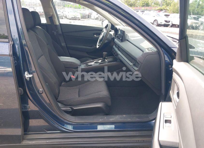 Photo 5 of 2024 Honda Accord EX (VIN 1HGCY1F37RA056846)