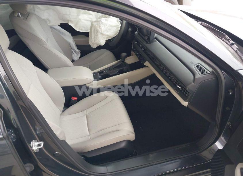 Photo 5 of 2024 Honda Accord EX (VIN 1HGCY1F37RA065871)