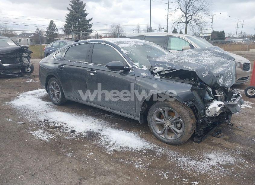2024 Honda Accord EX (VIN 1HGCY1F37RA073548) main photo