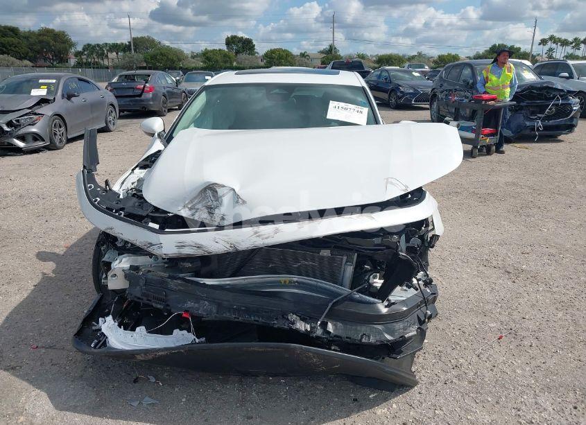 Photo 13 of 2024 Honda Accord EX (VIN 1HGCY1F37RA086803)