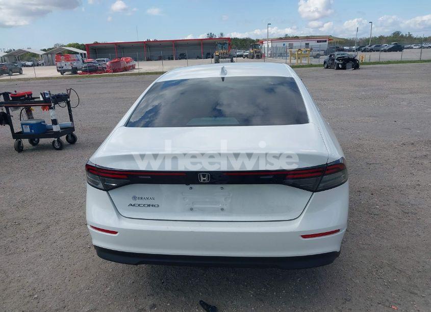 Photo 17 of 2024 Honda Accord EX (VIN 1HGCY1F37RA086803)