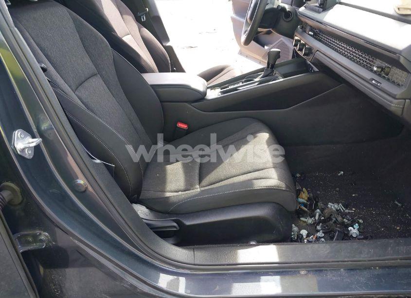 Photo 5 of 2023 Honda Accord EX (VIN 1HGCY1F38PA026624)