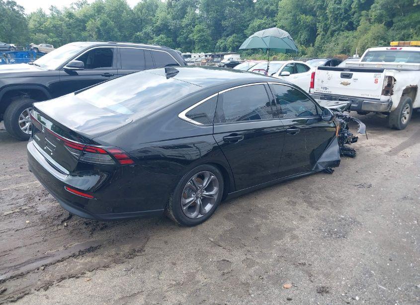 Photo 4 of 2024 Honda Accord EX (VIN 1HGCY1F38RA077155)