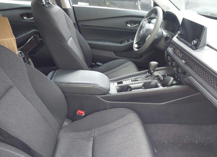 Photo 5 of 2023 Honda Accord EX (VIN 1HGCY1F39PA054853)