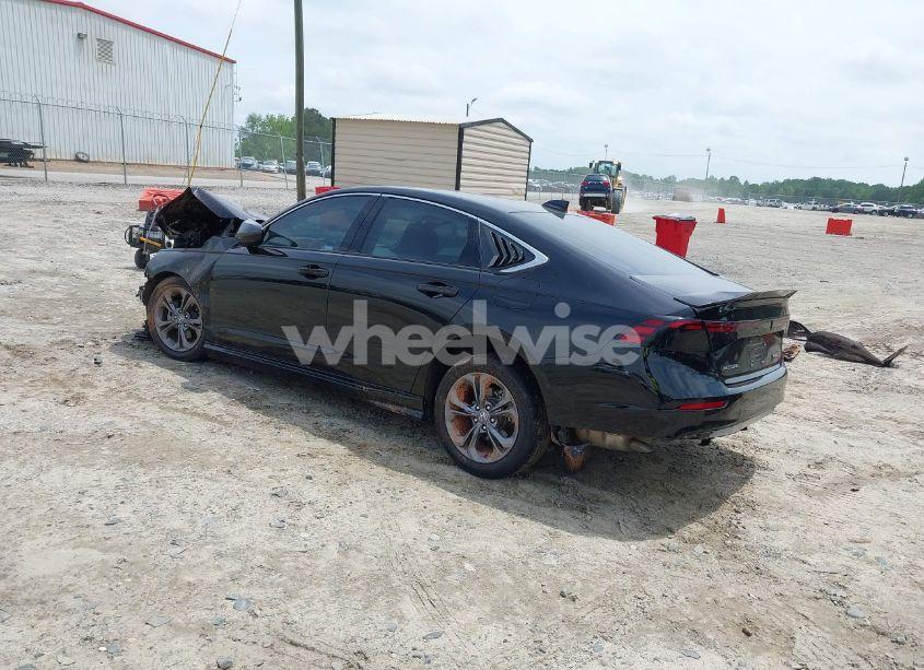 Photo 3 of 2023 Honda Accord EX (VIN 1HGCY1F39PA056523)