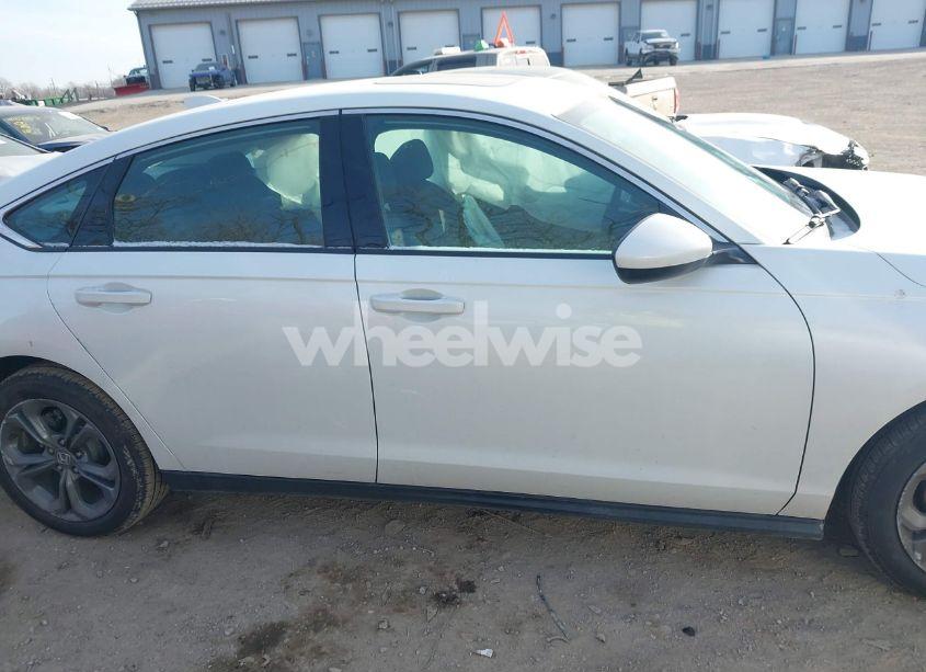 Photo 13 of 2024 Honda Accord EX (VIN 1HGCY1F39RA036436)