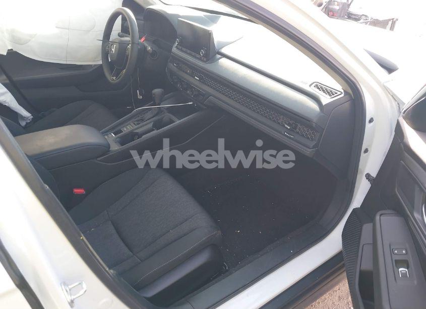 Photo 5 of 2024 Honda Accord EX (VIN 1HGCY1F39RA036436)