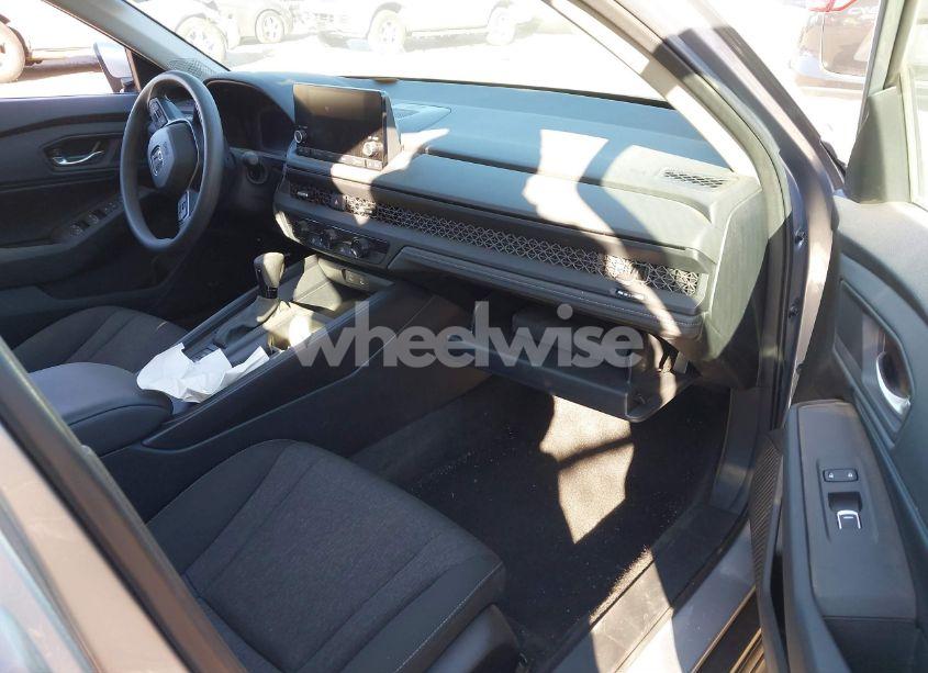 Photo 5 of 2024 Honda Accord EX (VIN 1HGCY1F39RA064821)