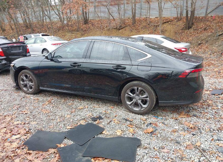 Photo 14 of 2023 Honda Accord EX (VIN 1HGCY1F3XPA003216)