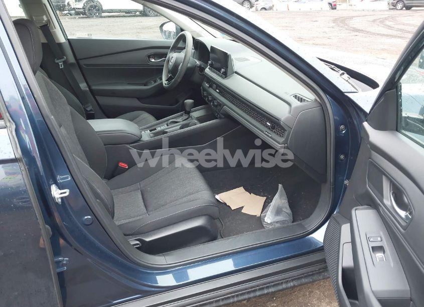 Photo 5 of 2023 Honda Accord EX (VIN 1HGCY1F3XPA054618)