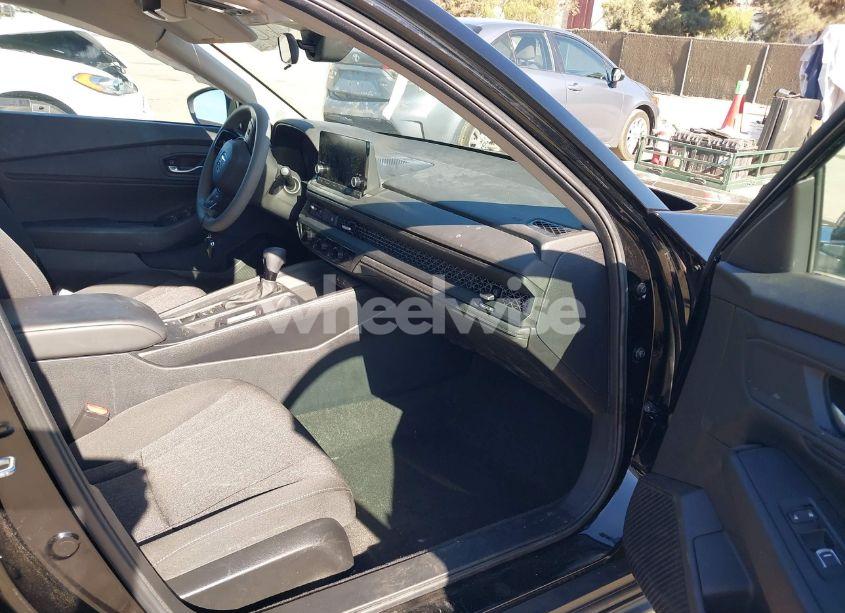 Photo 5 of 2024 Honda Accord EX (VIN 1HGCY1F3XRA004501)