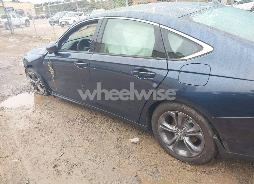 Photo 14 of 2024 Honda Accord EX (VIN 1HGCY1F3XRA038342)