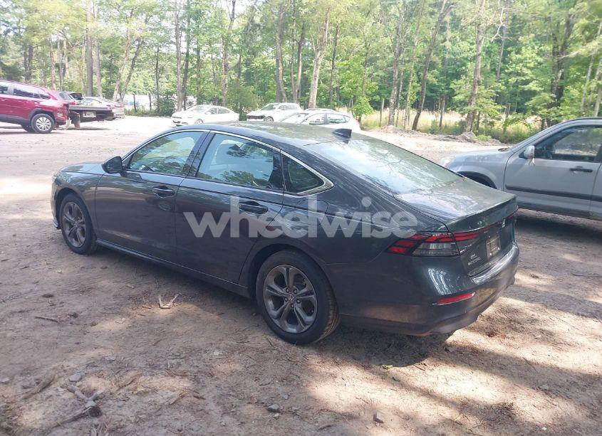 Photo 3 of 2024 Honda Accord EX (VIN 1HGCY1F3XRA083135)