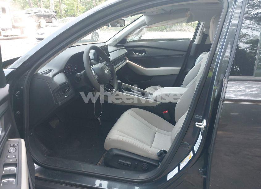 Photo 5 of 2024 Honda Accord EX (VIN 1HGCY1F3XRA083135)