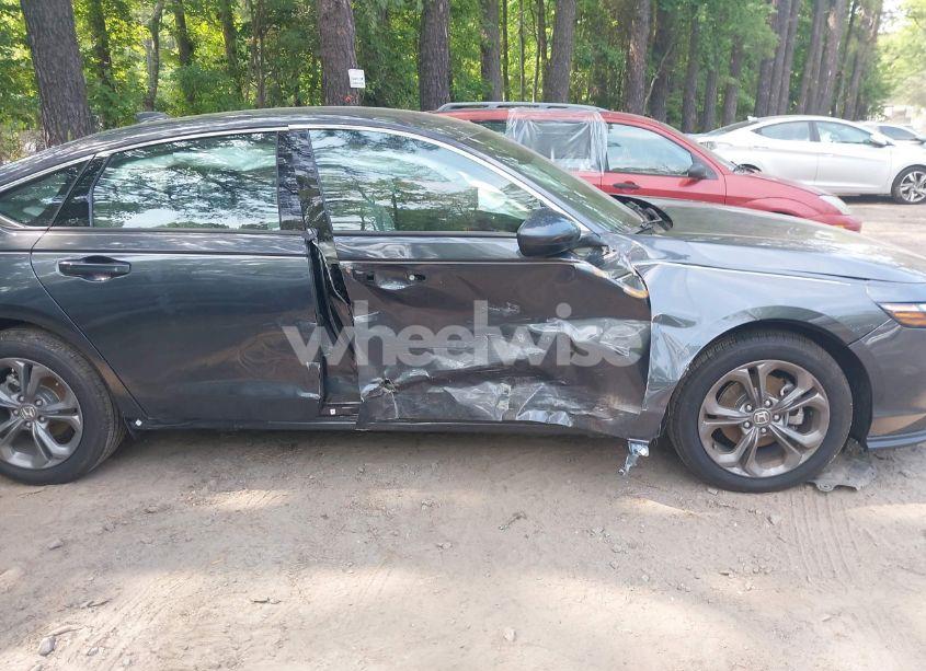 Photo 6 of 2024 Honda Accord EX (VIN 1HGCY1F3XRA083135)