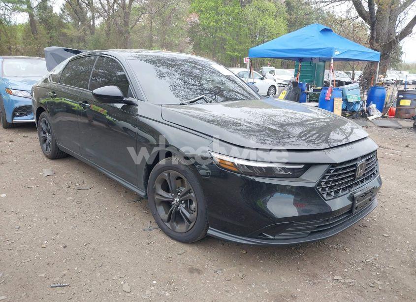 2025 Honda Accord SE (VIN 1HGCY1F41SA002215) main photo