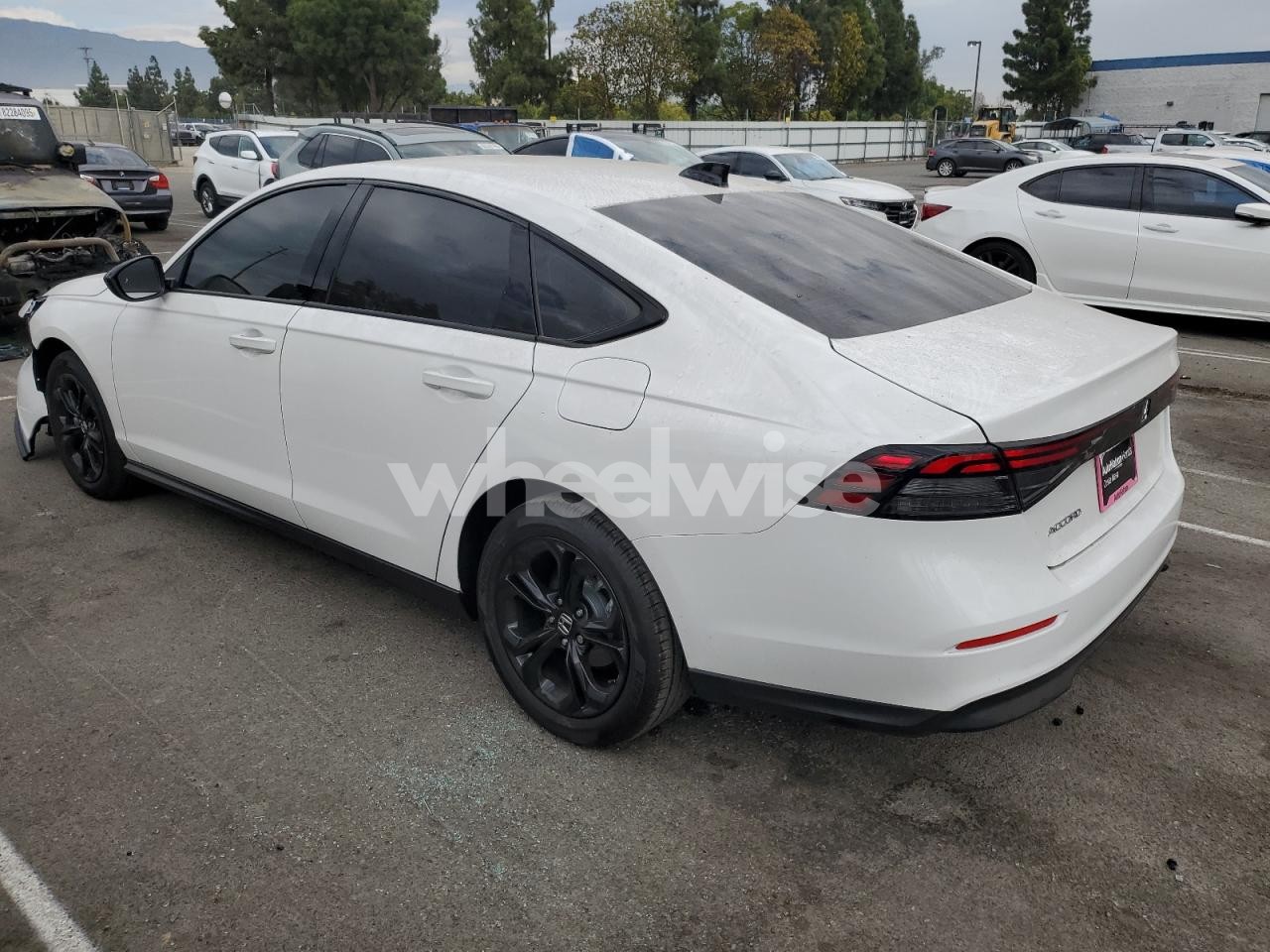 Photo 2 of 2025 HONDA ACCORD SE (VIN 1HGCY1F41SA055836)
