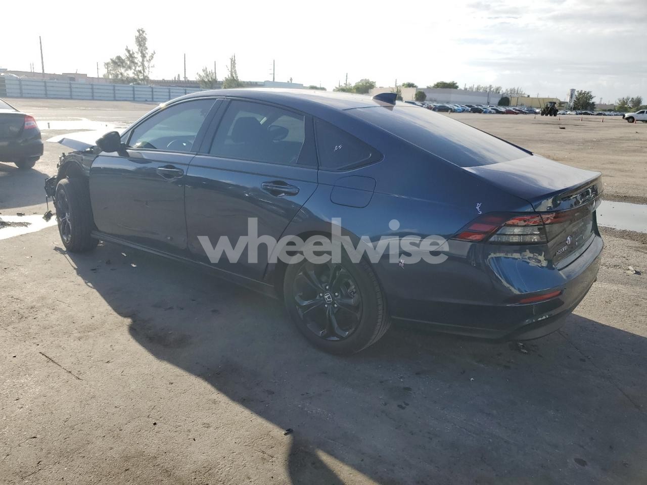 Photo 2 of 2025 HONDA ACCORD SE (VIN 1HGCY1F42SA026362)