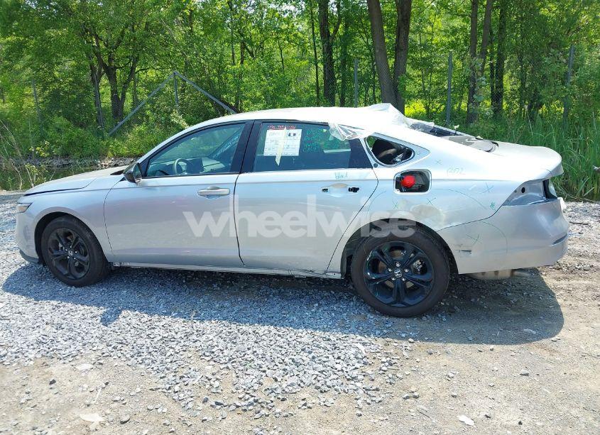 Photo 15 of 2025 Honda Accord SE (VIN 1HGCY1F44SA017369)