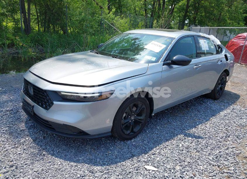 Photo 2 of 2025 Honda Accord SE (VIN 1HGCY1F44SA017369)