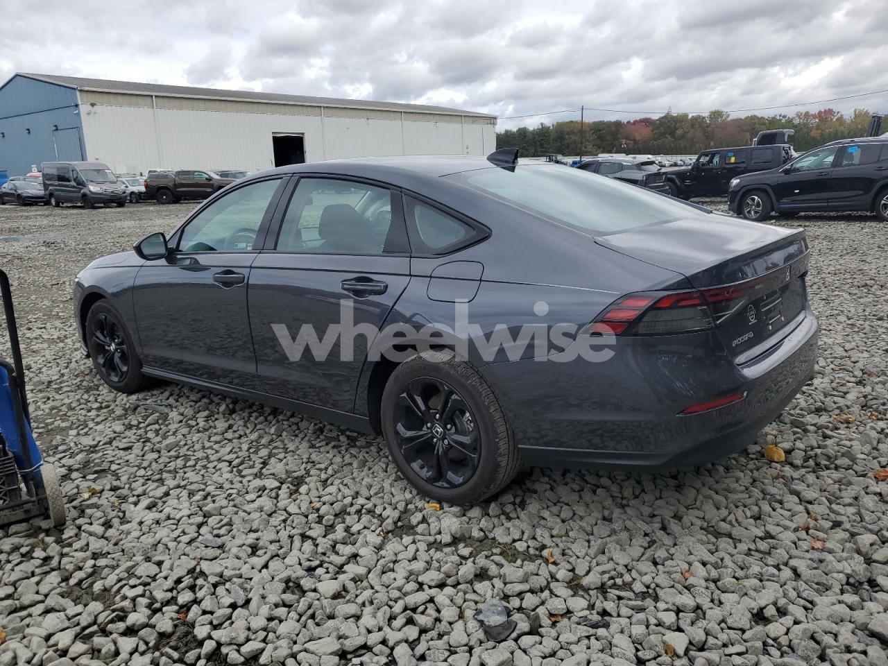 Photo 2 of 2025 HONDA ACCORD SE (VIN 1HGCY1F45SA053216)