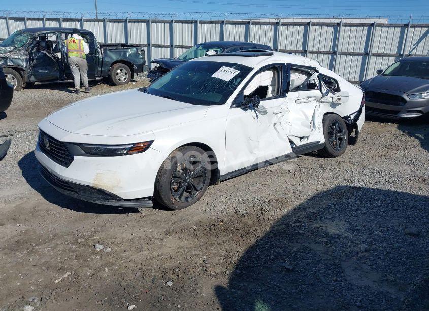 Photo 2 of 2025 Honda Accord SE (VIN 1HGCY1F48SA004401)