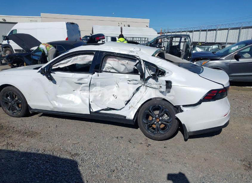 Photo 6 of 2025 Honda Accord SE (VIN 1HGCY1F48SA004401)