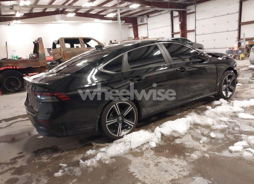 Photo 4 of 2024 Honda Accord HYBRID SPORT (VIN 1HGCY2F50RA072202)