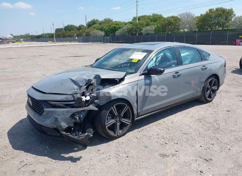 Photo 2 of 2024 Honda Accord HYBRID SPORT (VIN 1HGCY2F51RA026703)