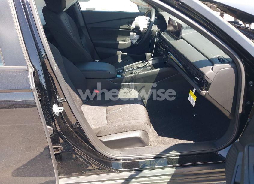 Photo 5 of 2024 Honda Accord HYBRID SPORT (VIN 1HGCY2F52RA092046)