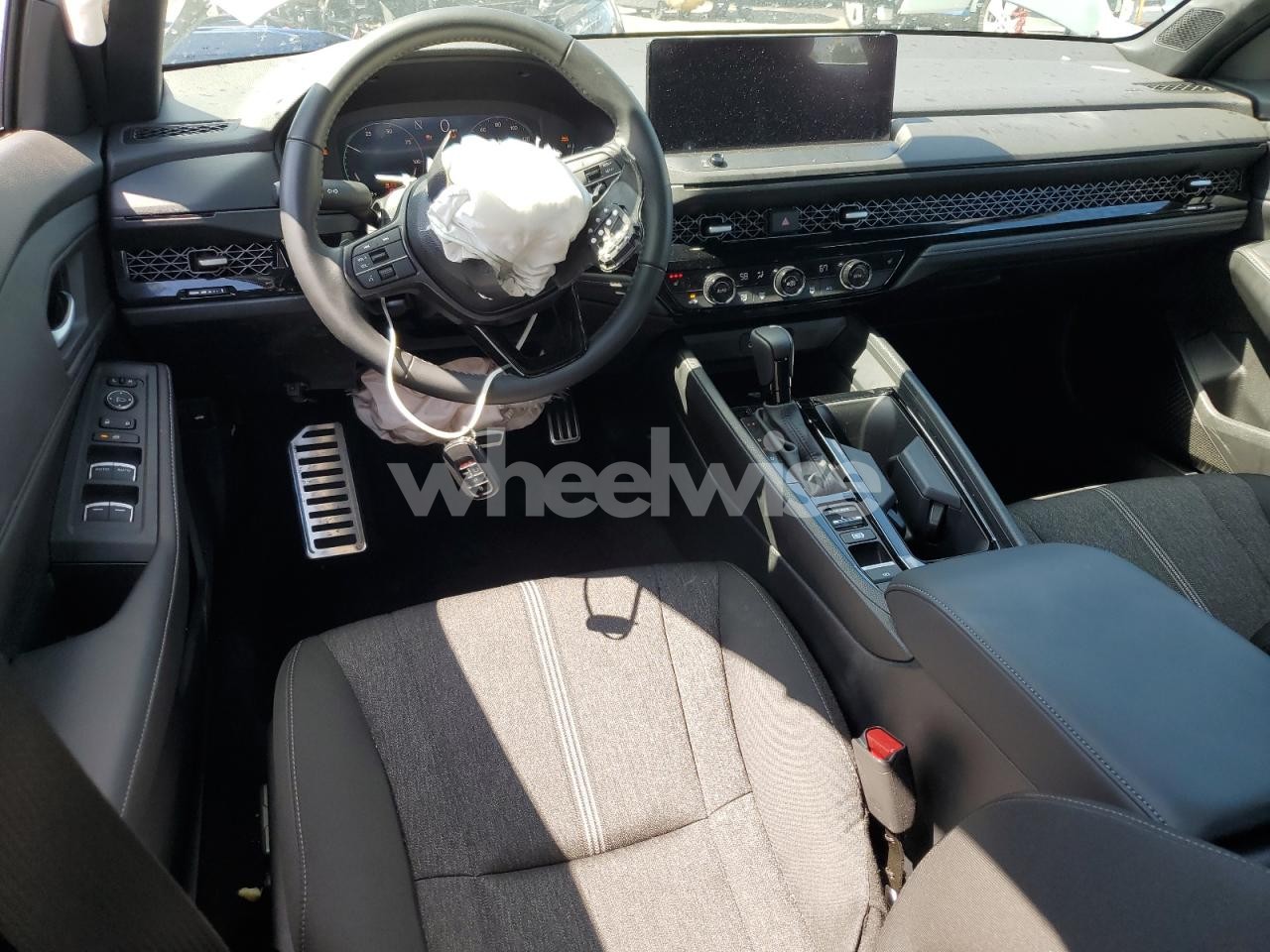 Photo 8 of 2025 HONDA ACCORD HYBRID SPORT (VIN 1HGCY2F52SA047890)