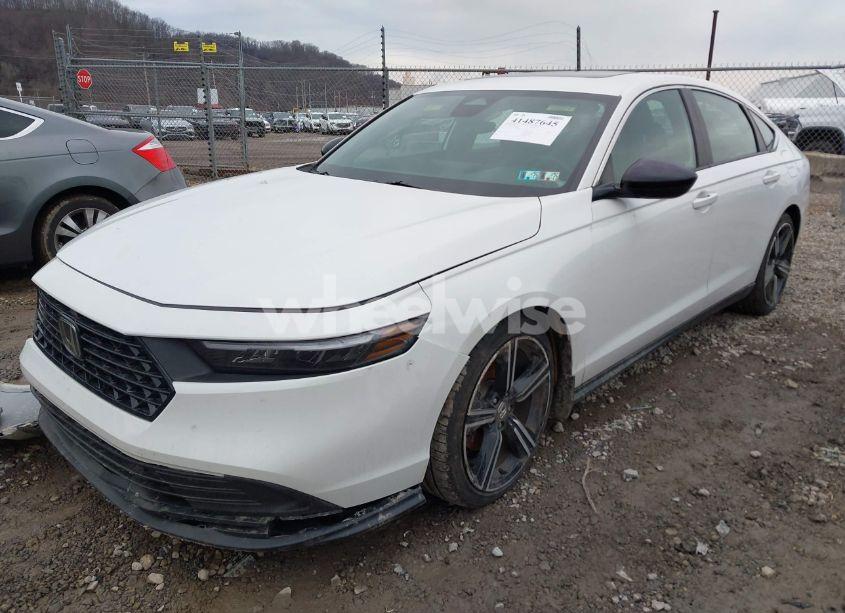 Photo 2 of 2024 Honda Accord HYBRID SPORT (VIN 1HGCY2F54RA008843)